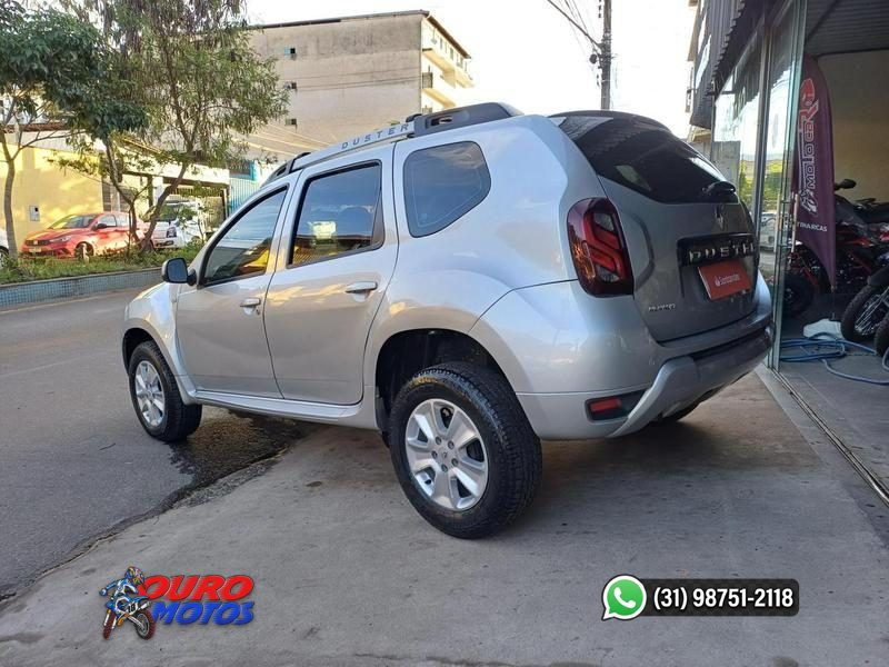RENAULT DUSTER 16 D 4X2 — foto 3