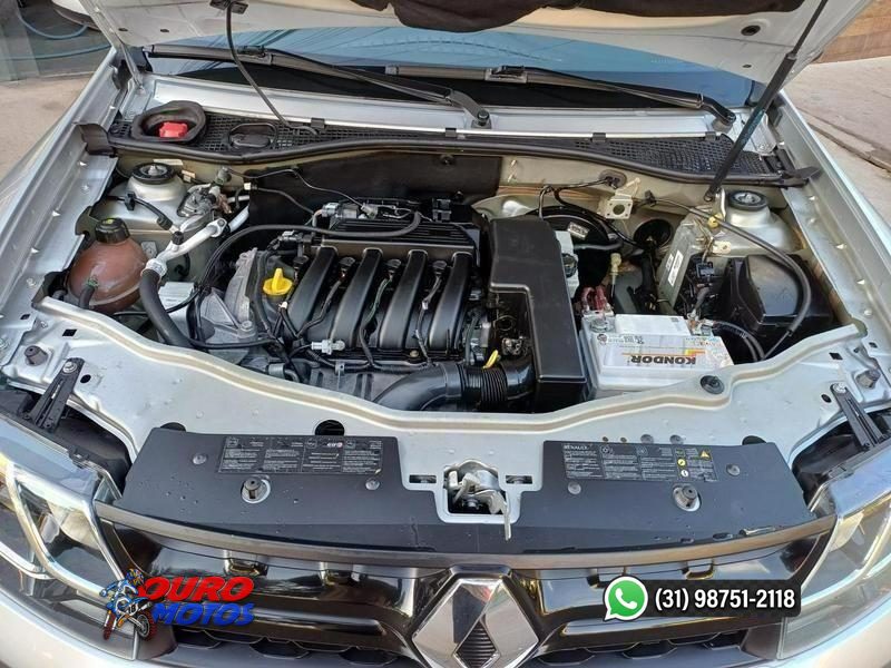 RENAULT DUSTER 16 D 4X2 — foto 6